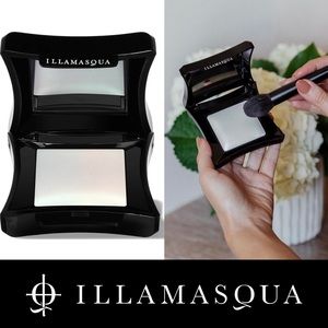 NWT Illamasqua Beyond Powder Highlighter - Daze